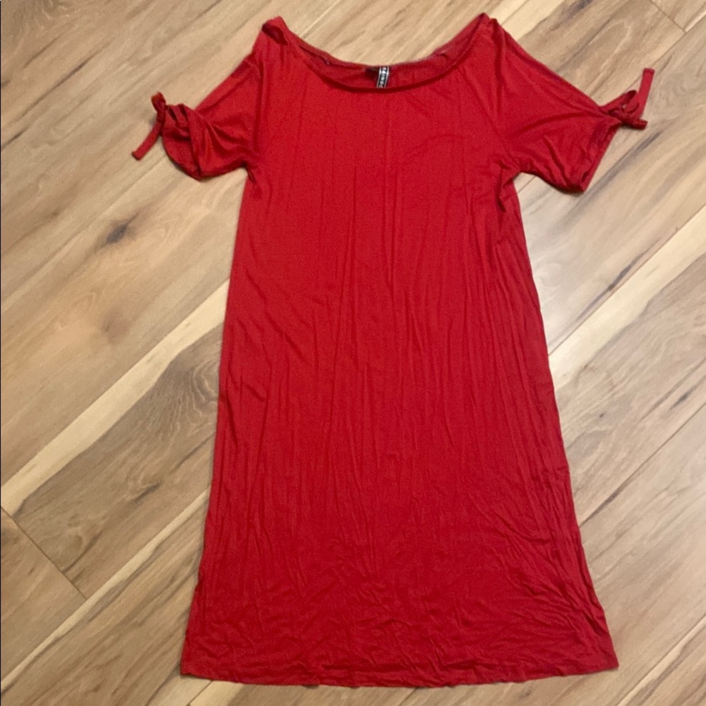 Rainbow Red Ruffled Cold Shoulder Midi Dress